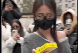空姐吃瓜最新事件爆料视频,揭秘航班上的惊人一幕